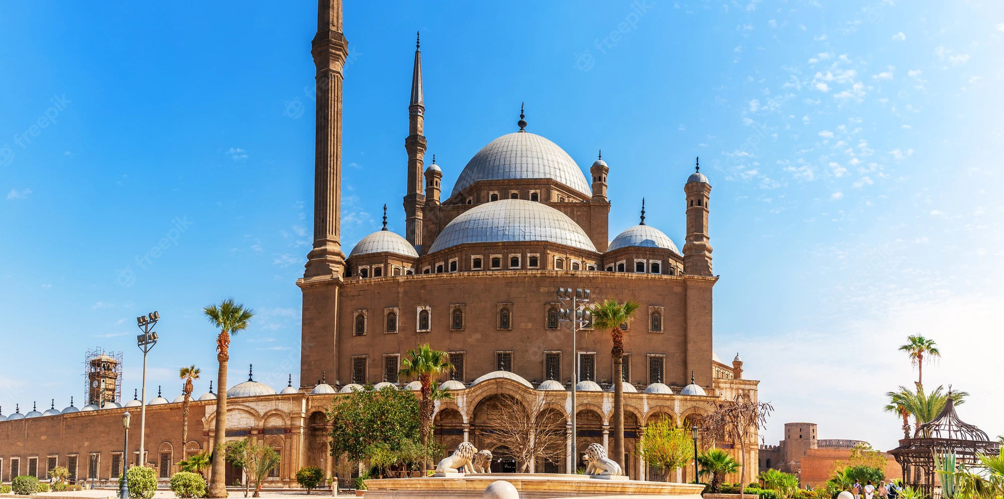 Cairo Sightseeing Tour: the Egyptian Museum, citadel of Saladin & Khan El Khalili