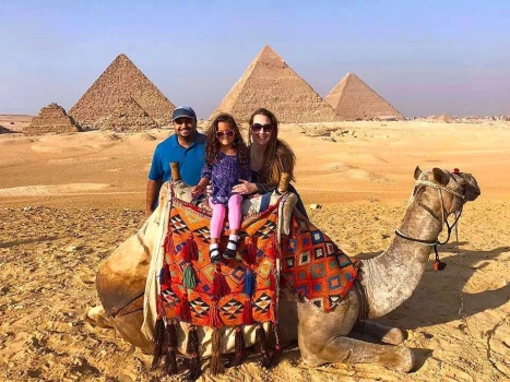 Egypt family tours - Giza Pyramids